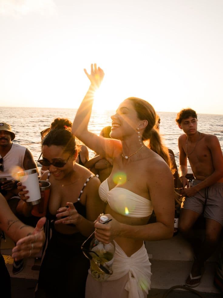 Circle Yacht Party photo 1